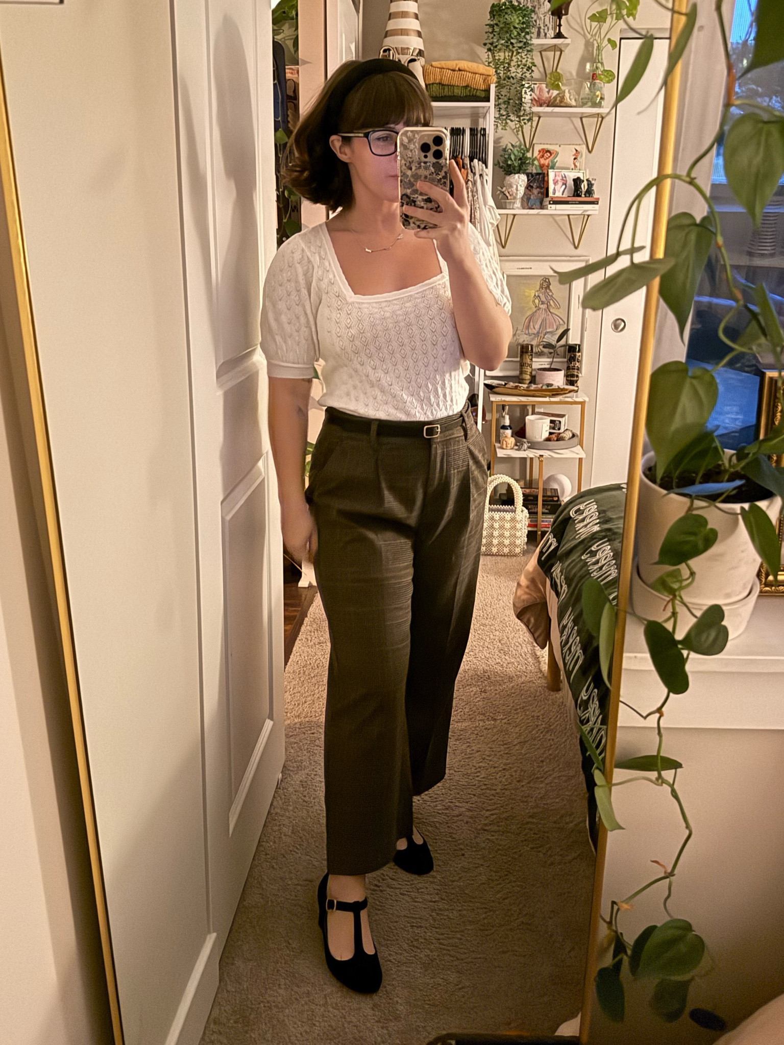 I just wanted to be comfy today and needed a top that was easily accessible to my arm for my vaccines. These trousers are still my number one  

#LTKWorkwear #LTKSeasonal #LTKStyleTip