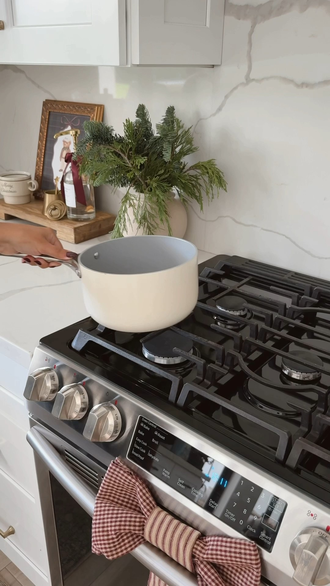 The creamy Puerto Rican coquito that’s been a Noche Buena staple in my Cuban family for years 🕯️🥥

Shouting out @themoodyfoody for this iconic recipe: https://tonisrecipes.com/coquito-recipe/

#cocktail #recipe #christmas #holidaycocktail #holidayrecipe #christmascocktail #kitchen #christmasgiftdiy #amazon #target


#LTKfoodie #LTKHoliday #LTKGiftGuide