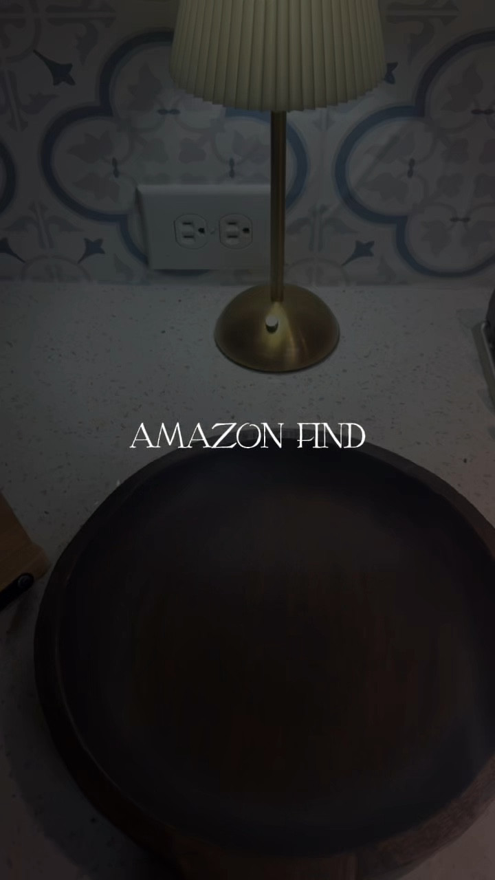 HOME / KITCHEN - Wooden Round Coasters 

#LTKHome #LTKFindsUnder50 #LTKFindsUnder100