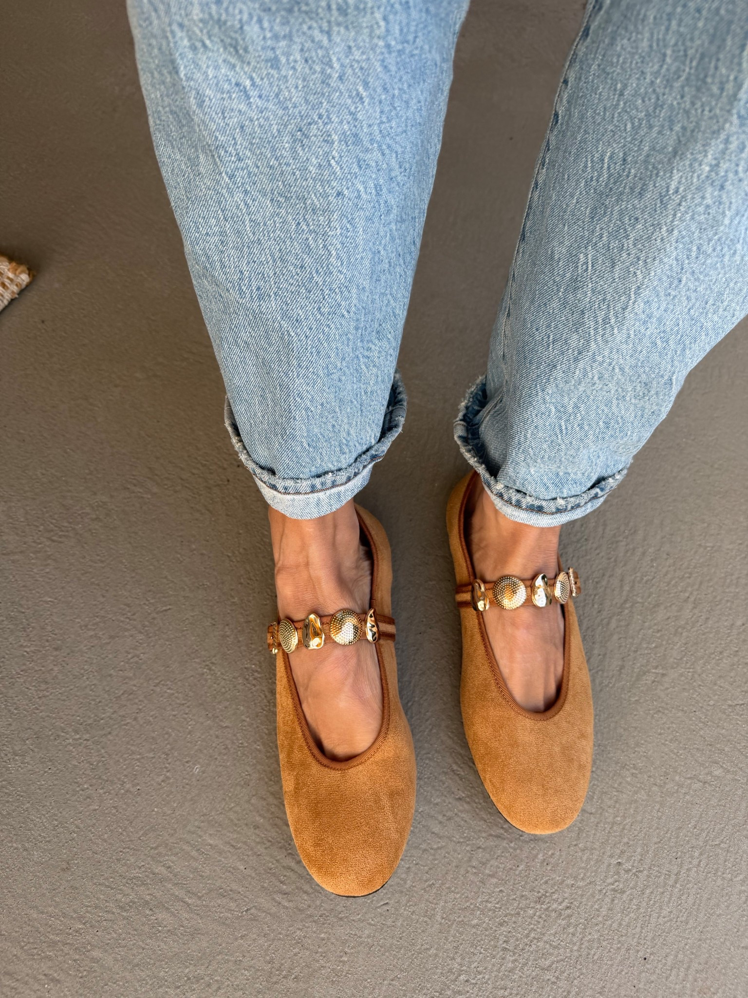 My new shoes! I’m obsessed! 

#LTKootd #LTKFindsUnder50 #LTKFindsUnder100