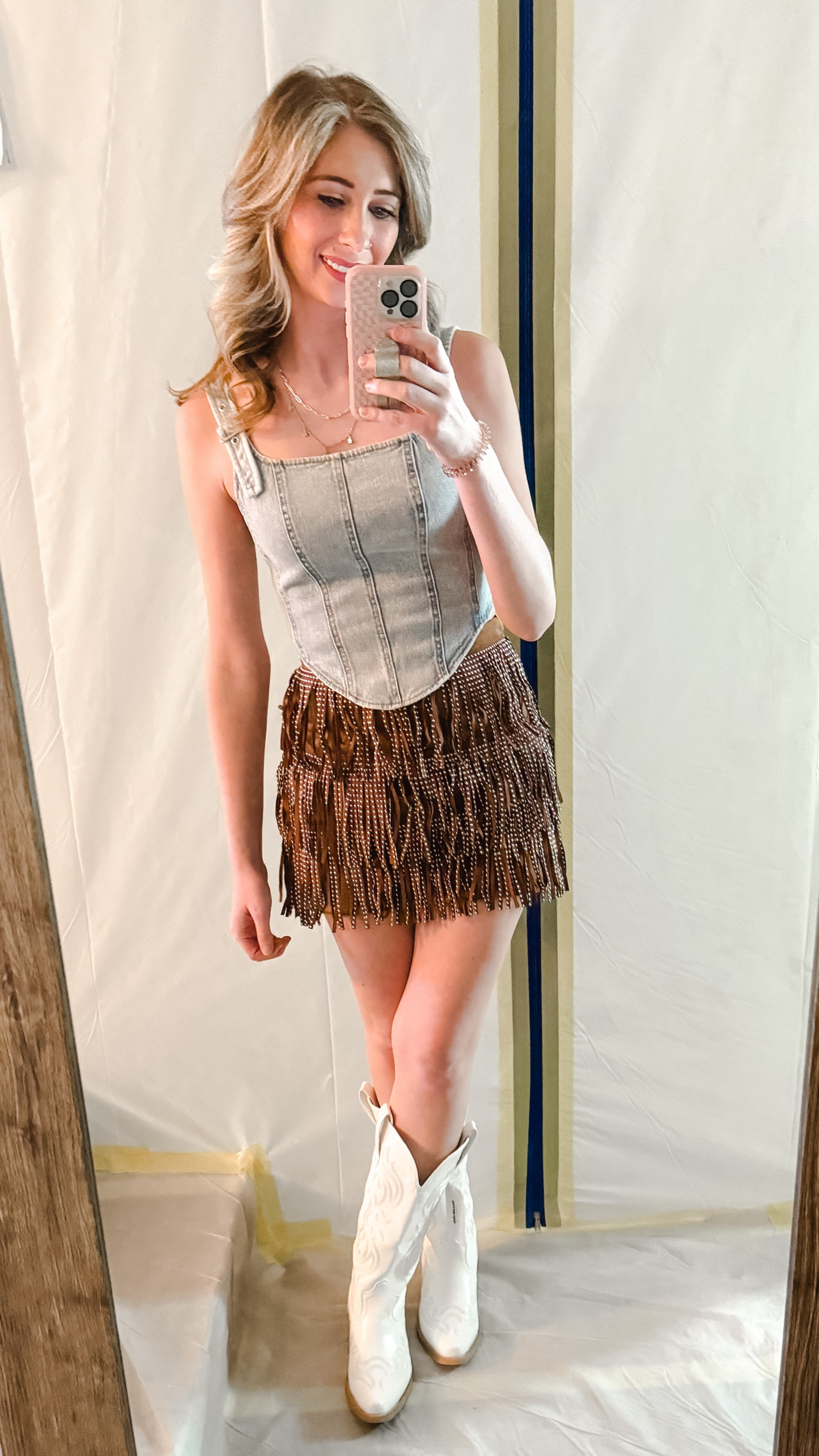 I told yall my house was under construction! Until I get a better spot this will have to do! I love this denim top paired with the suede fringe skirt & white cowboy boots!! Perfect for Nashville or a country music festival/concert!! 

I’m in an xs in the skirt and really would prefer a small.

Top is xxs (size down at least one!) 

Boots run a tad big IMO. I’d size down a half size! 

#LTKfindsunder50 #LTKFestival #LTKstyletip
