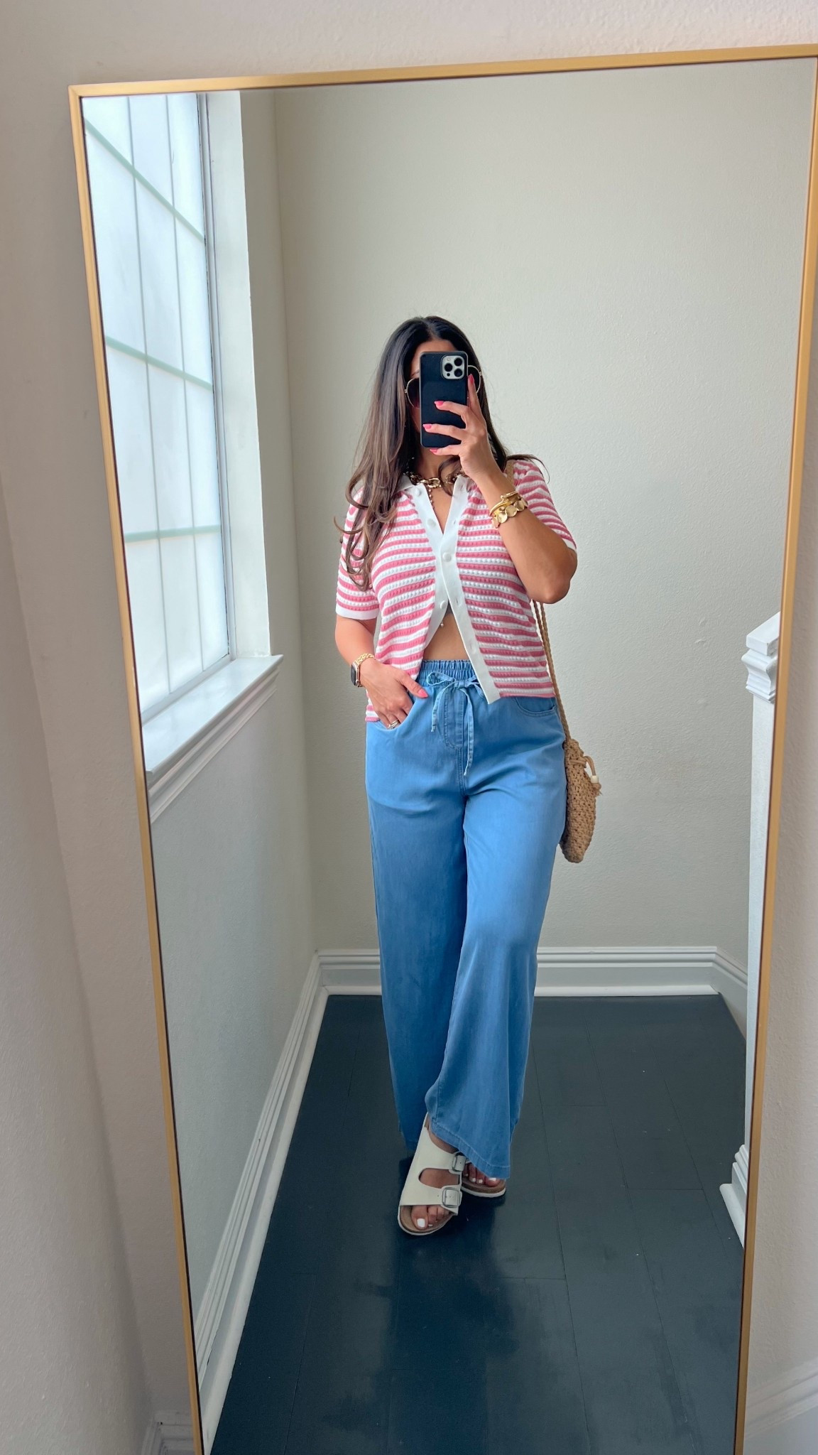 Recent spring outfit! Love this cardigan top! Size small. Drawstring jeans size up, wearing an 8

#LTKSeasonal #LTKootd #LTKMidsize