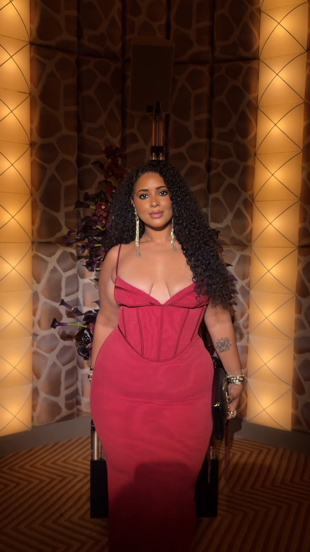 Holiday dress inspo or if you’re going out on a night out this is the dress to wear 
Size: XL (L+) 

#LTKHoliday #LTKPlusSize #LTKMidsize