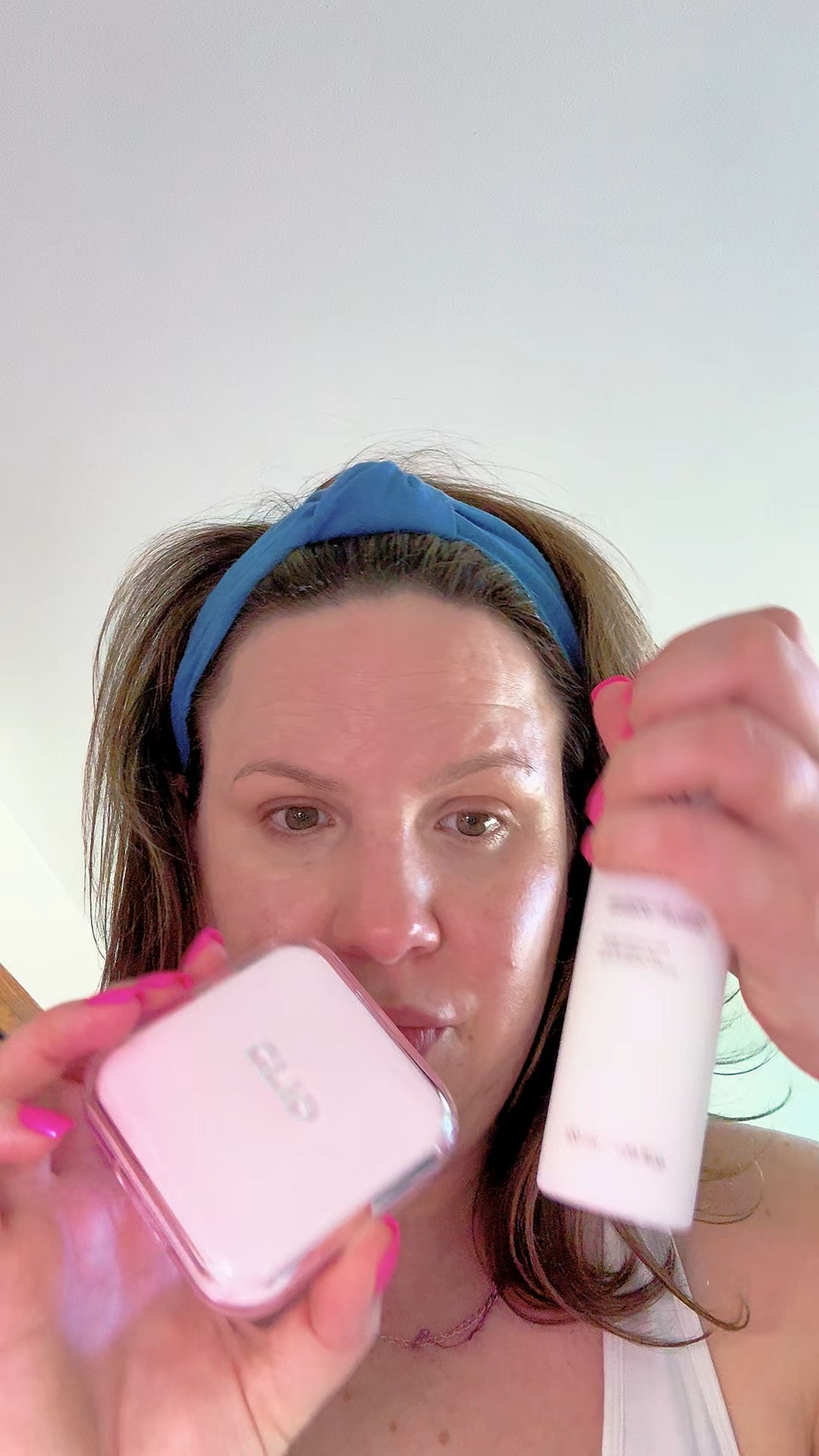CLIO [Bundle] Glazing Milky Essence + Kill Cover Mesh Glow Essential Cushion Foundation

#LTKmorningroutine #LTKselfcare #LTKBeauty