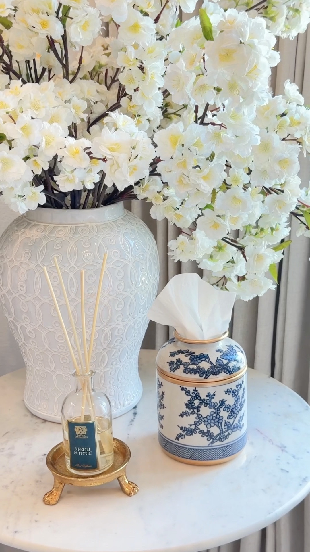 Chic tissue holder, spring scents, antica diffuser cherry blossoms ginger jar and Wayfair Amazon home finds 

#LTKSeasonal #LTKHome #LTKSaleAlert