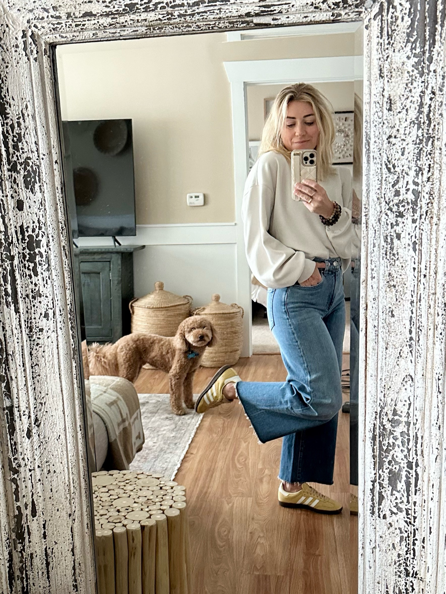 Sunshine on my feet since it’s not in the sky today

#LTKActive #LTKshoecrush #LTKover40