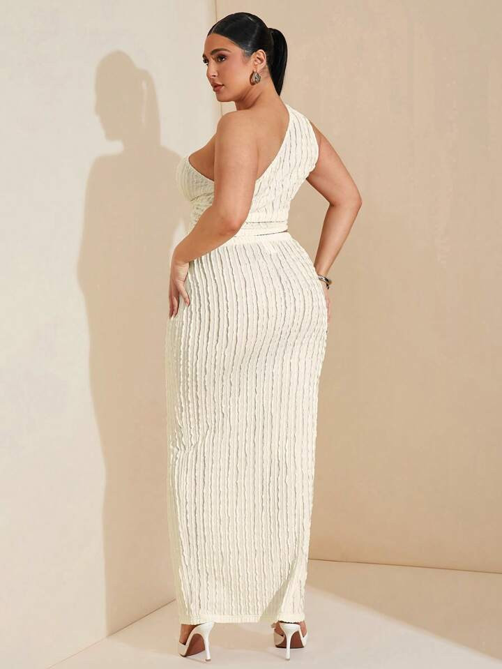 SHEIN BAE Plus Size Women Elegant Oblique Shoulder Textured Summer Set, Curve Flattering. Suitabl... | SHEIN