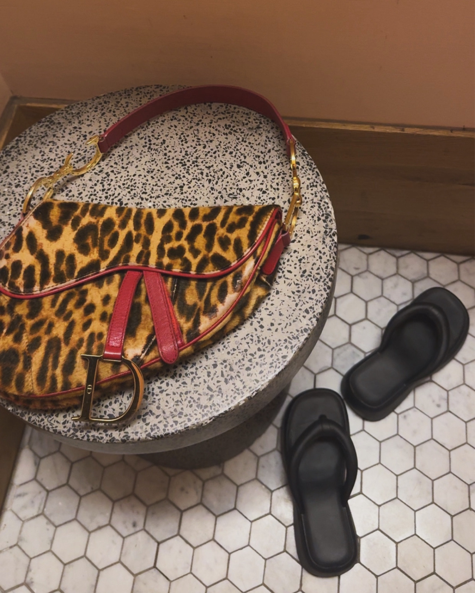 Summer sandals! they’re super comfy. Black platform thong sandals 🩴 🖤