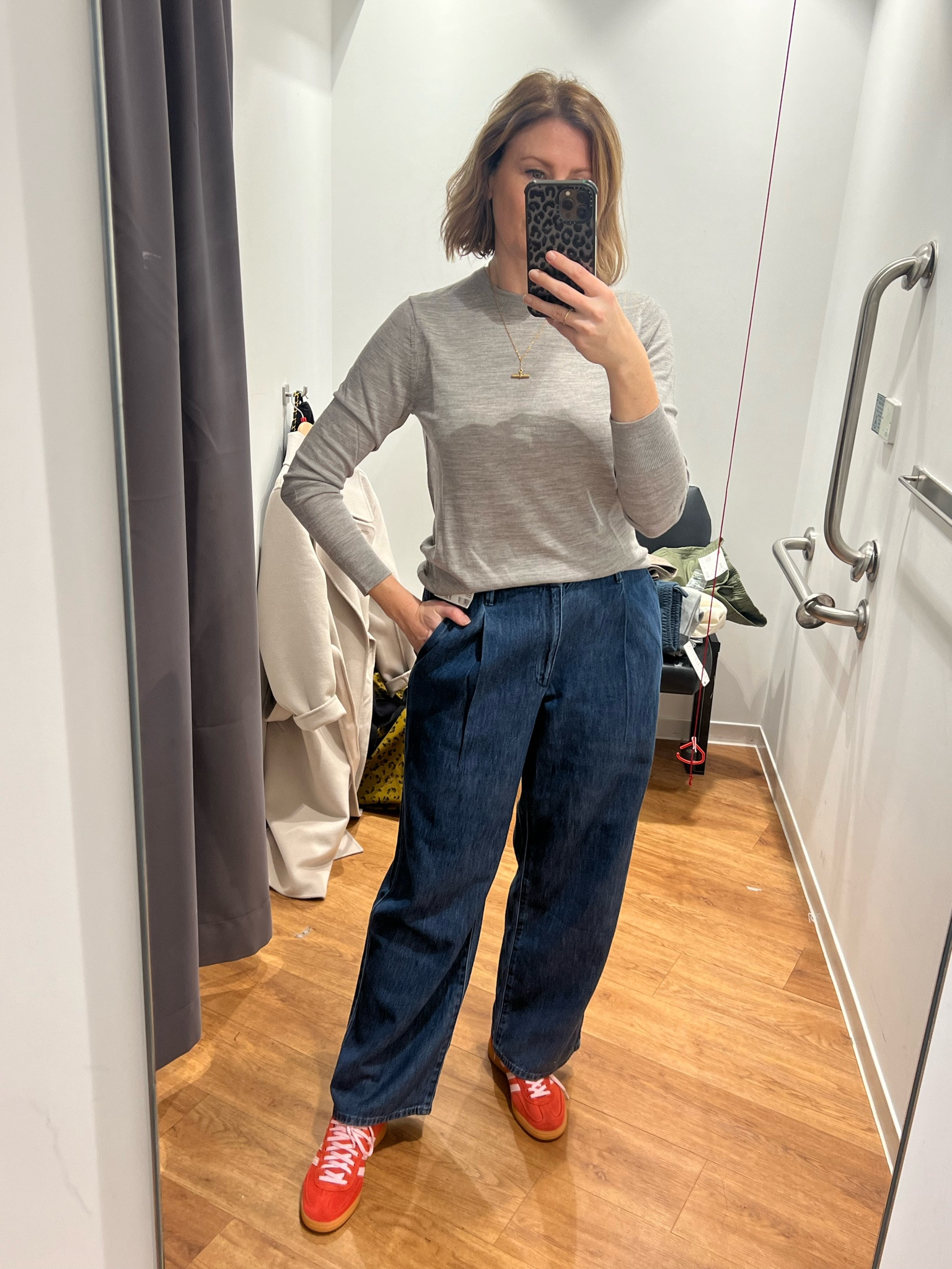 Drapey denim
Jeans
Uniqlo

#LTKeurope #LTKfindsunder50