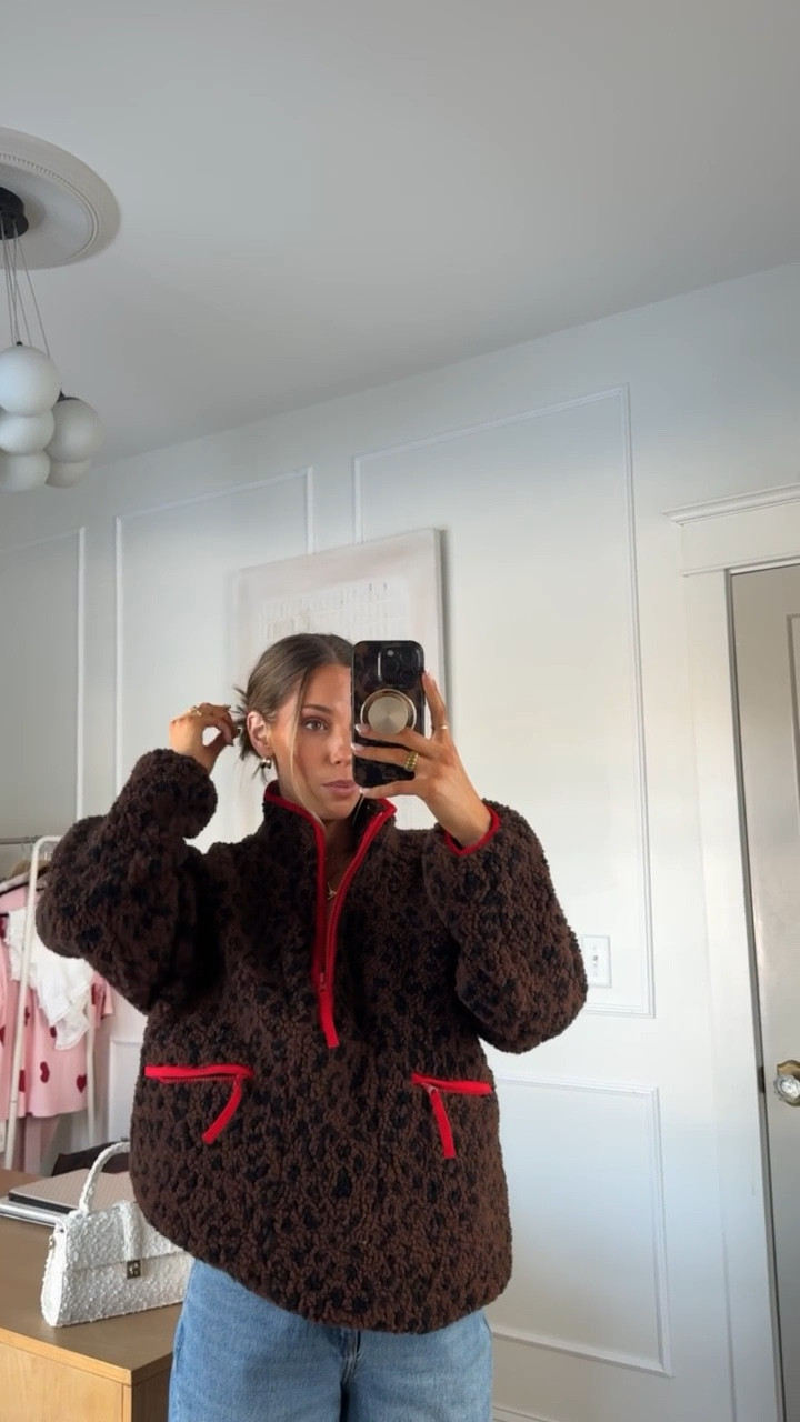 Tell me why I keep reaching for this every time it’s clean 😌

#pullover # chocolatebrown #denimoutfit 

#LTKBump #LTKootd #LTKmomlife