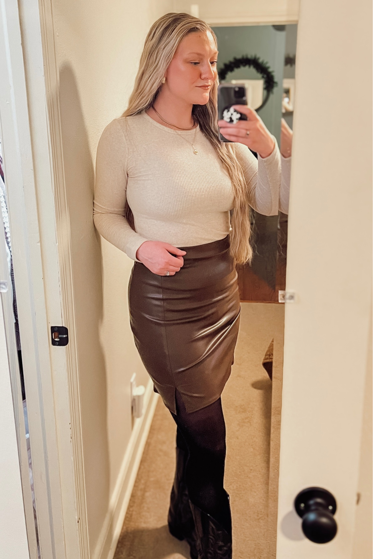 Medium tall skirt
Sized up Medium top

M/L tights 
