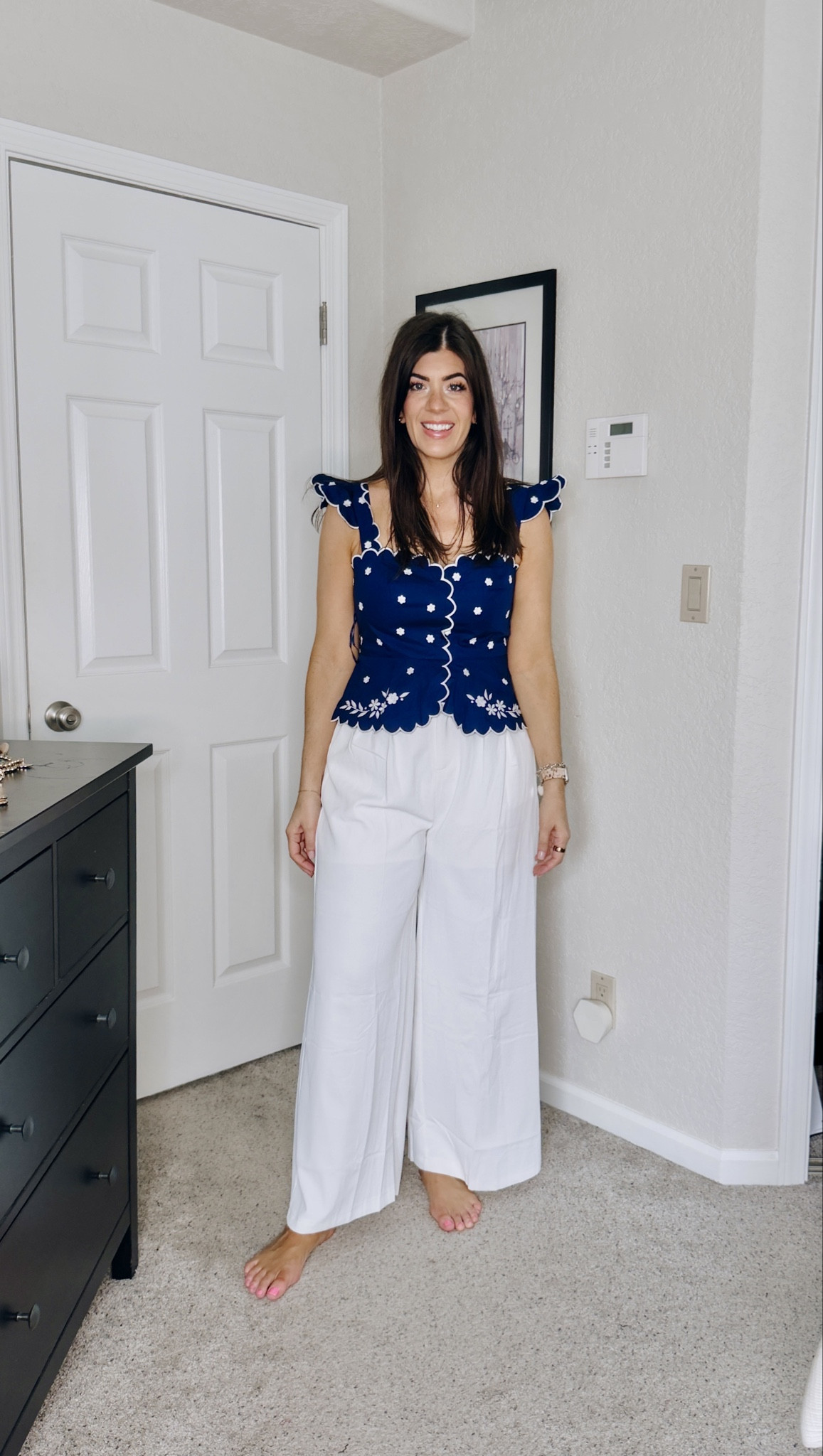 In a medium top and large wide leg pants 

#LTKOver40 #LTKMidsize #LTKTall