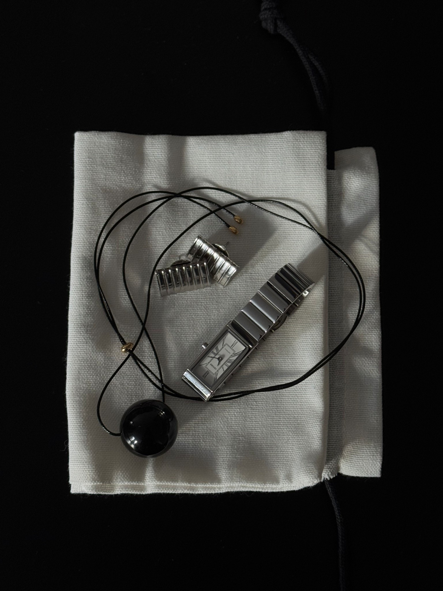 Jewellery for the night ✨

#LTKpartywear