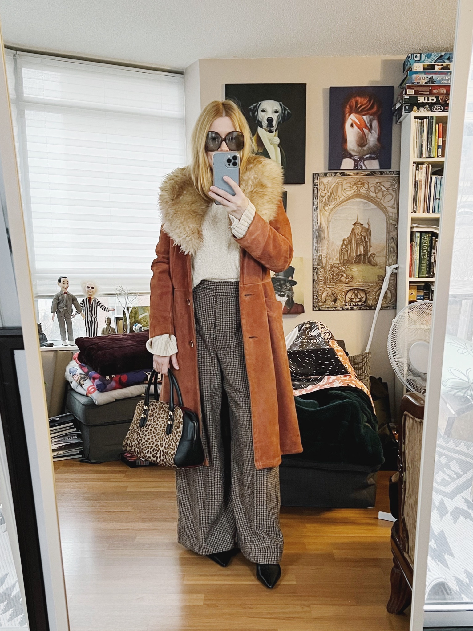 I bought these trousers from a consignment shop and just did a really quick home hemming job on them. If I set them aside to go to a tailor then they’ll will never get done. I’ll just keep putting it off 🤷‍♀️ I think having a level of basic sewing skills is so important which is one reason why I got my youngest a sewing machine for Christmas. That, and she is waaaay more crafty than I am.
Trousers - Raey secondhand
Purse - Ferragamo secondhand
Coat and sunglasses - vintage
•
.  #winterLook  #StyleOver40  #kittenHeel  #basics  #oversized  #secondhandFind #thriftFinds #FashionOver40  #MumStyle #genX #genXStyle #genXInfluencer #kittenHeels #thriftFind #WhoWhatWearing #genXblogger #secondhandDesigner #Over40Style #40PlusStyle #Stylish40s #styleTip  #H

#LTKshoecrush #LTKFind #LTKstyletip