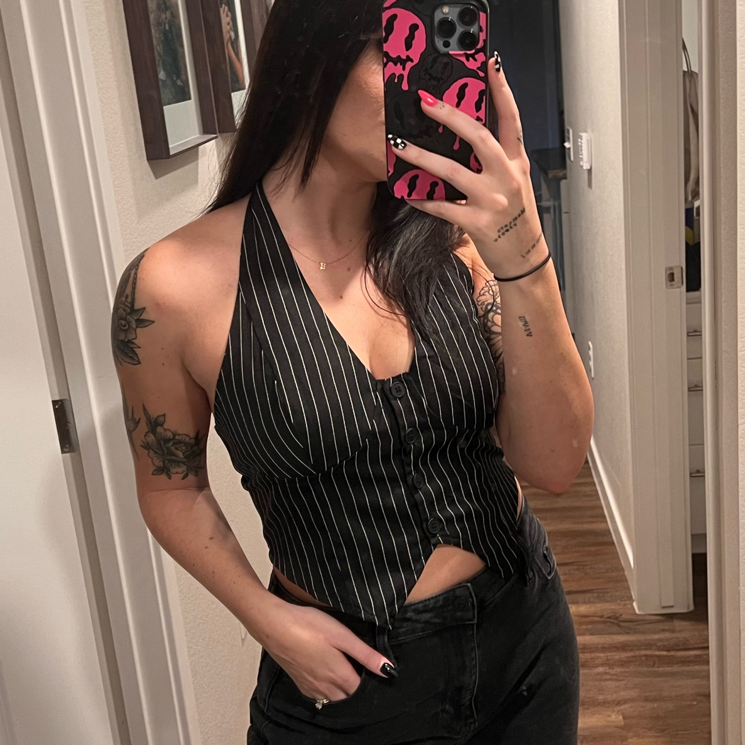 Shein Halter top! Size Large - i probably could of gotten away with a medium tho to be honest. It’s large in my boobage area


concert night out top 

#LTKsalealert #LTKstyletip #LTKSeasonal