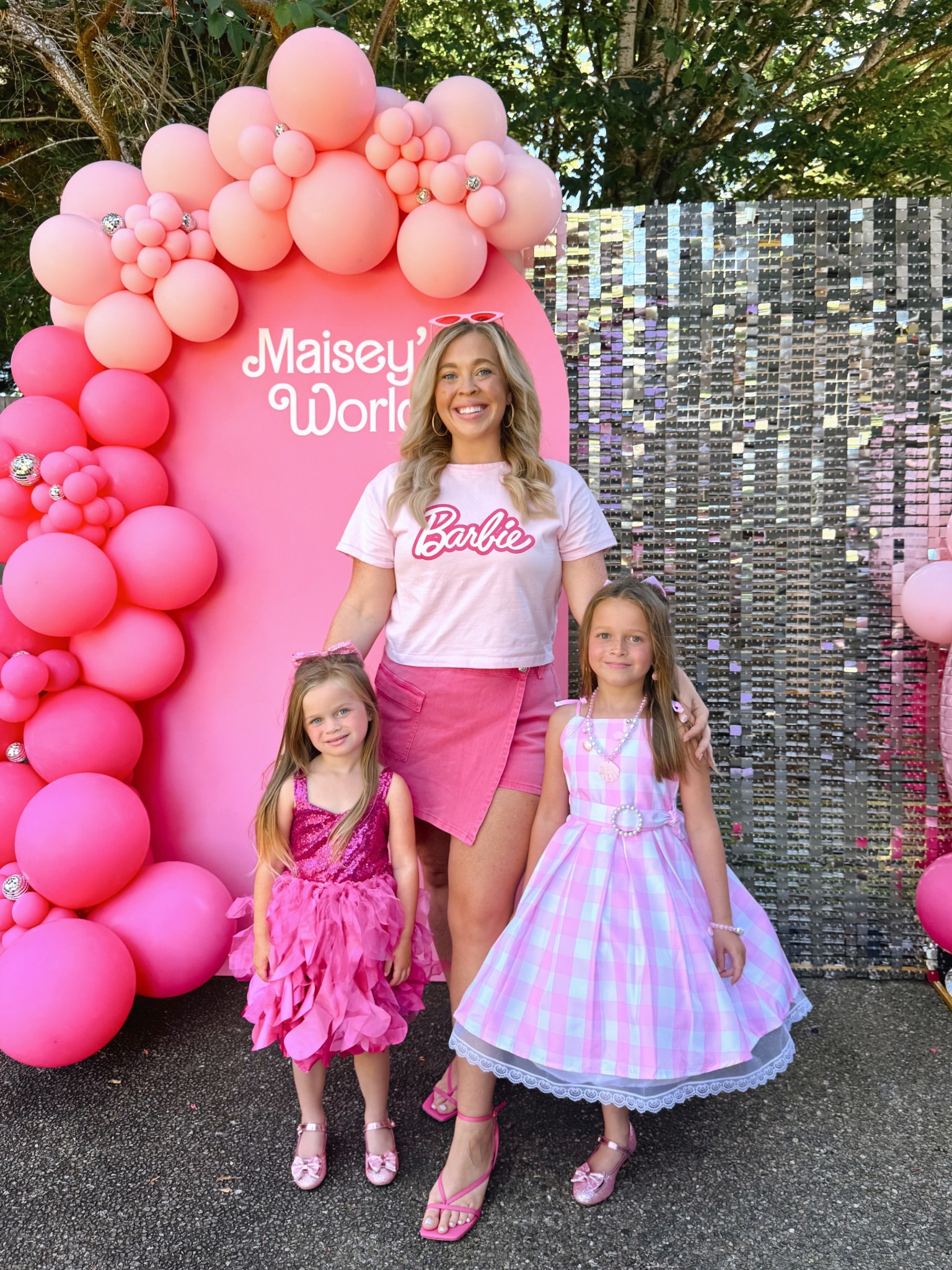 Barbie themed outfits! Everything is from Amazon. As for me, I’m wearing a size large in both the skort and the cropped shirt. For Maisey’s classic Barbie dress, I layered it with a tulle skirt underneath for more volume! I would highly recommend if you shop for your girls as well 💘