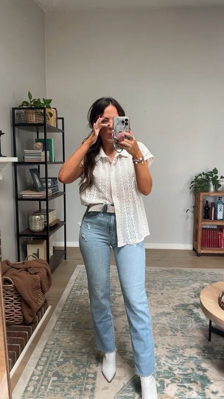 Love these straight leg jeans! SO stretchy and super comfortable!! Fits true to size in 25 & I am 5’3”. 20KRISTINA 20% off top & jeans. 

#LTKstyletip #LTKunder50 #LTKsalealert