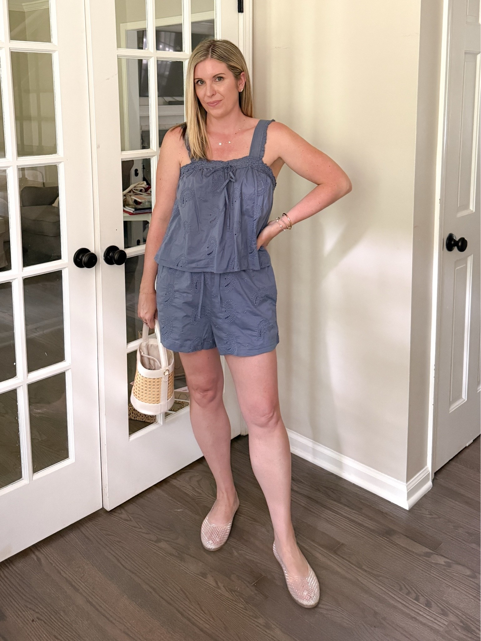 The perfect blue set!  Grab it on sale!

Target, summer set, blue set

#LTKSaleAlert #LTKSeasonal