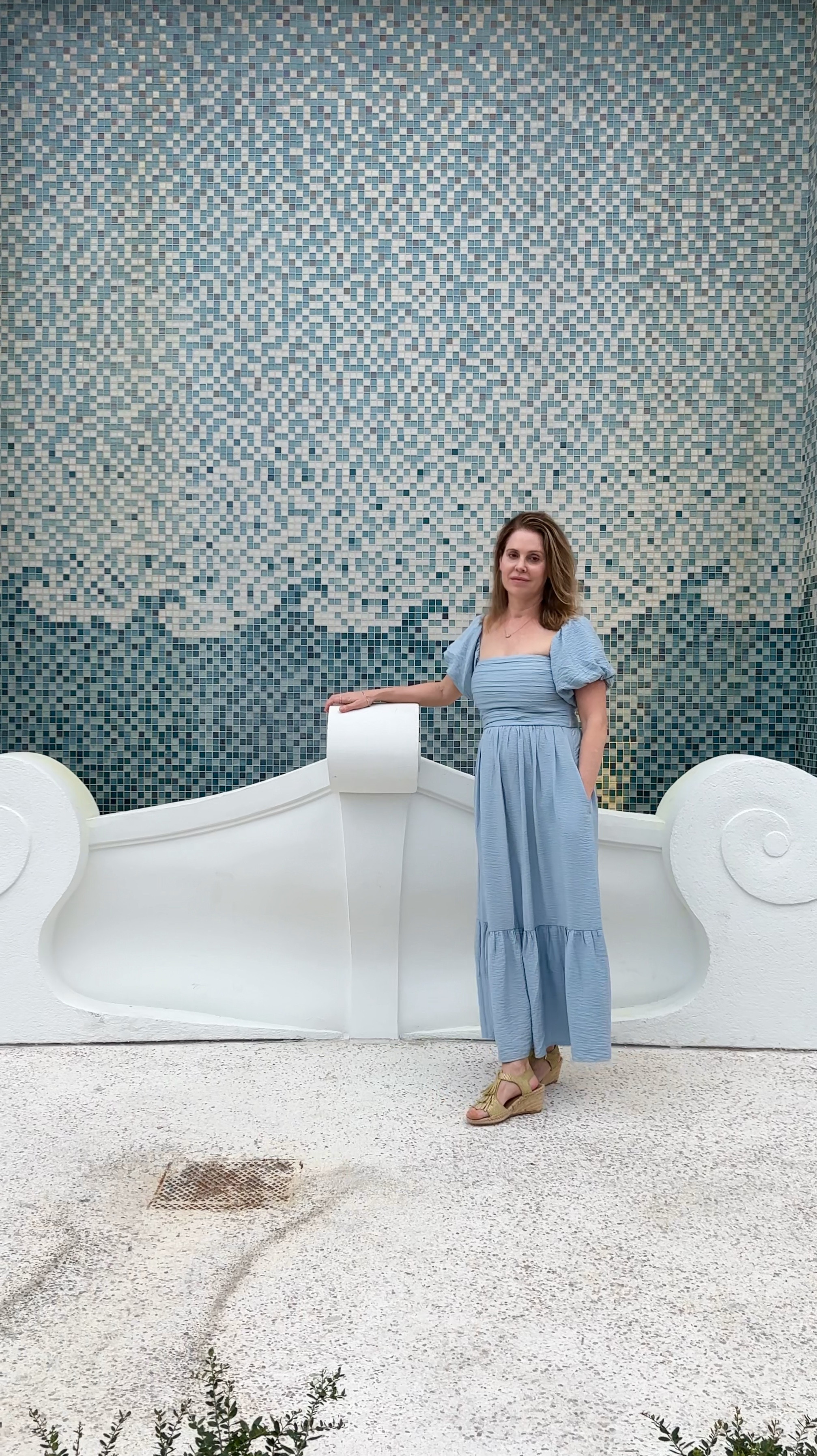 Beautiful women's dress on sale from Abercrombie.  



Fall family photo shoot dress
Party dress
Wedding guest dress
Women's maxi dress

#LTKfamily
#LTKparties
#LTKstyletip
#LTkkids#LTKFallSale
#LTKover40

#LTKSaleAlert #LTKWedding #LTKVideo