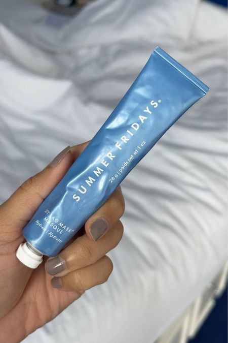 The @summerfridays Jet Lag Mask is a must after long travel days that start at 4 am. I love how hydrating it is!
…
#summerfridays #sephora #skincare 
#hydratingskincare #skincarecream #skincaremask

#LTKfindsunder100 #LTKtravel #LTKbeauty