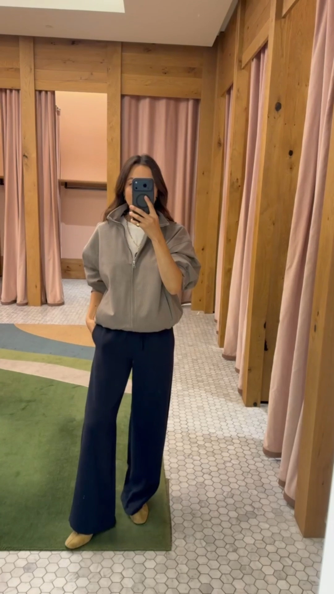 Fall outfit 

Aritzia tenet jacket size small
Lodge pants navy xs regular
Madewell flats - run big (I went down half a size)

Linked to other fall jackets

#LTKootd #LTKSeasonal