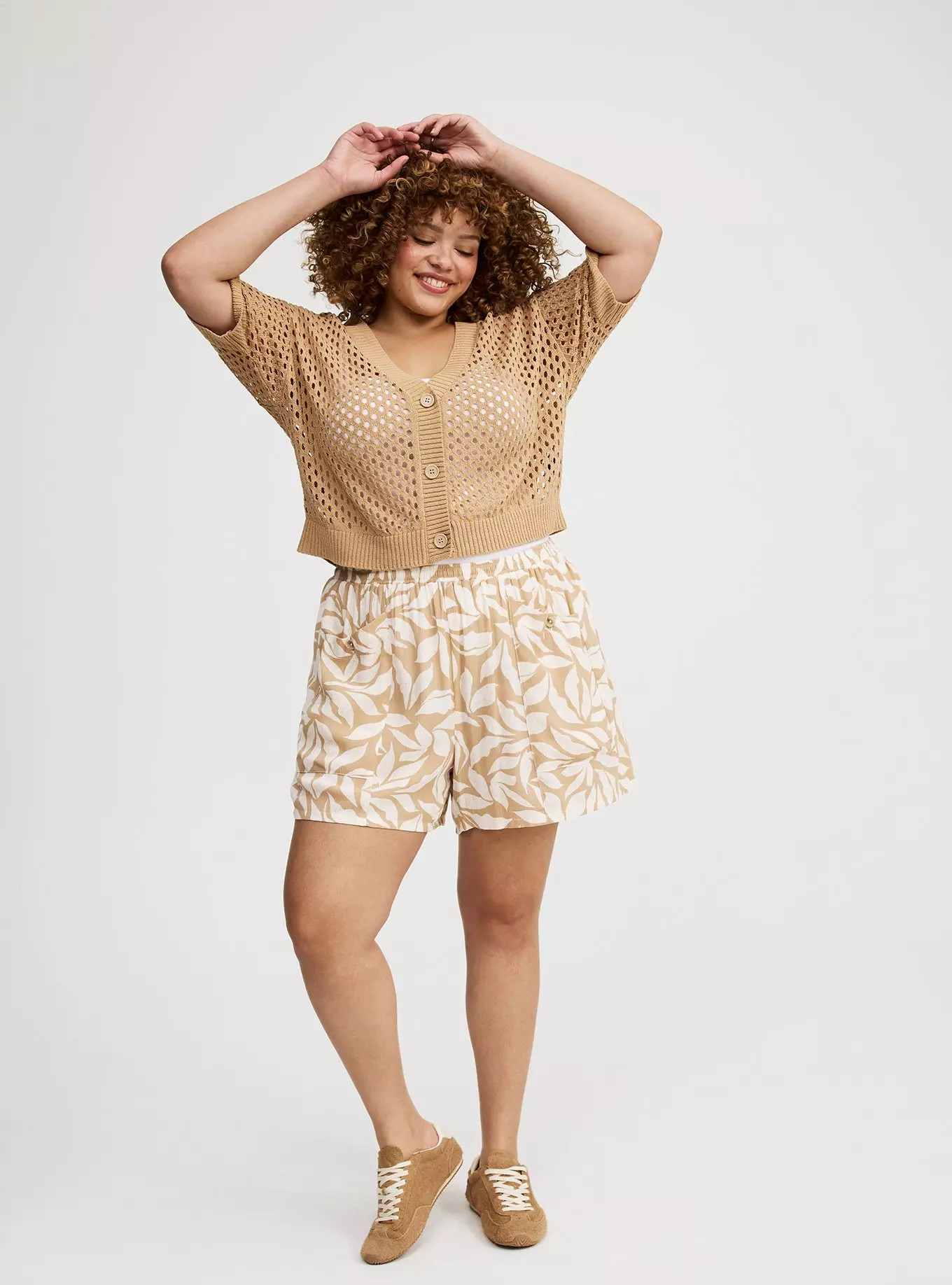 Pull-On High-Rise Cargo Short | Torrid (US & Canada)