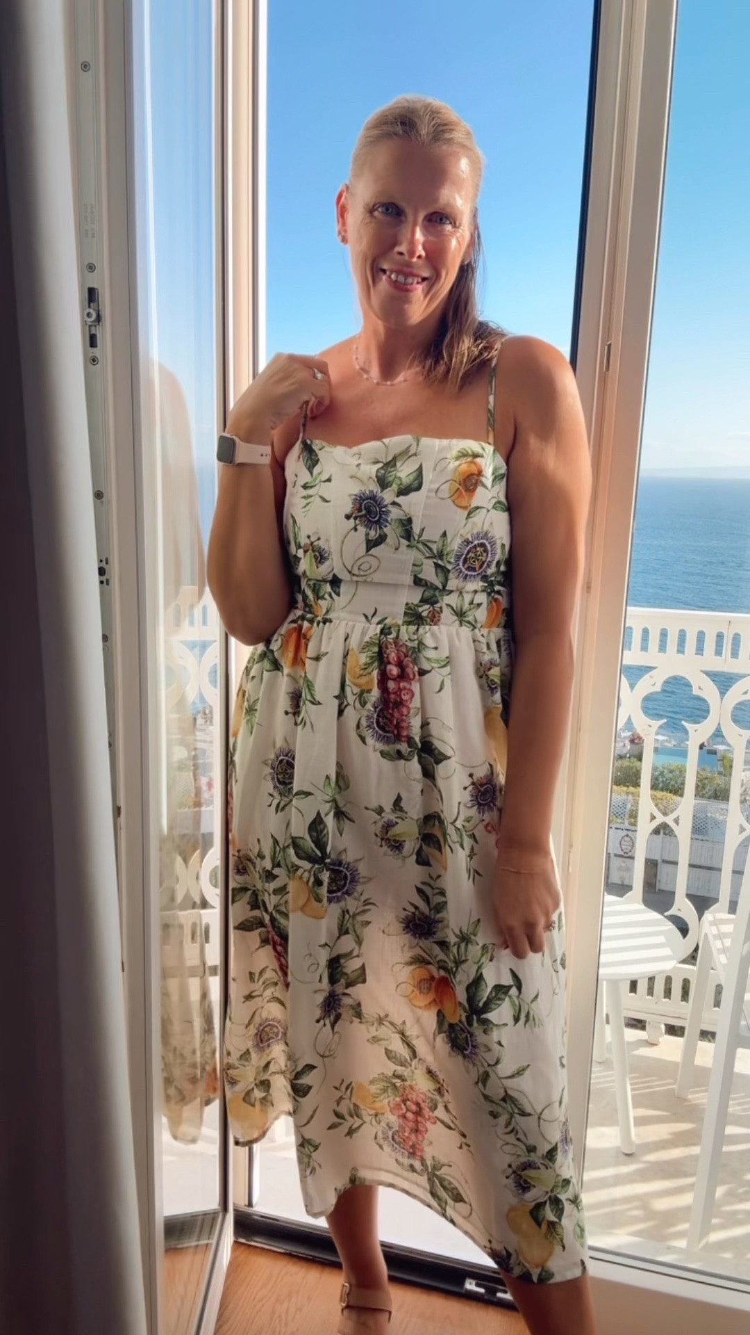 Pretty dress ALERT

Wore this dress in Europe and it was perfect t, love the floral detail, 
Wearing a M

#LTKsummer #LTKdresses #LTKtravel