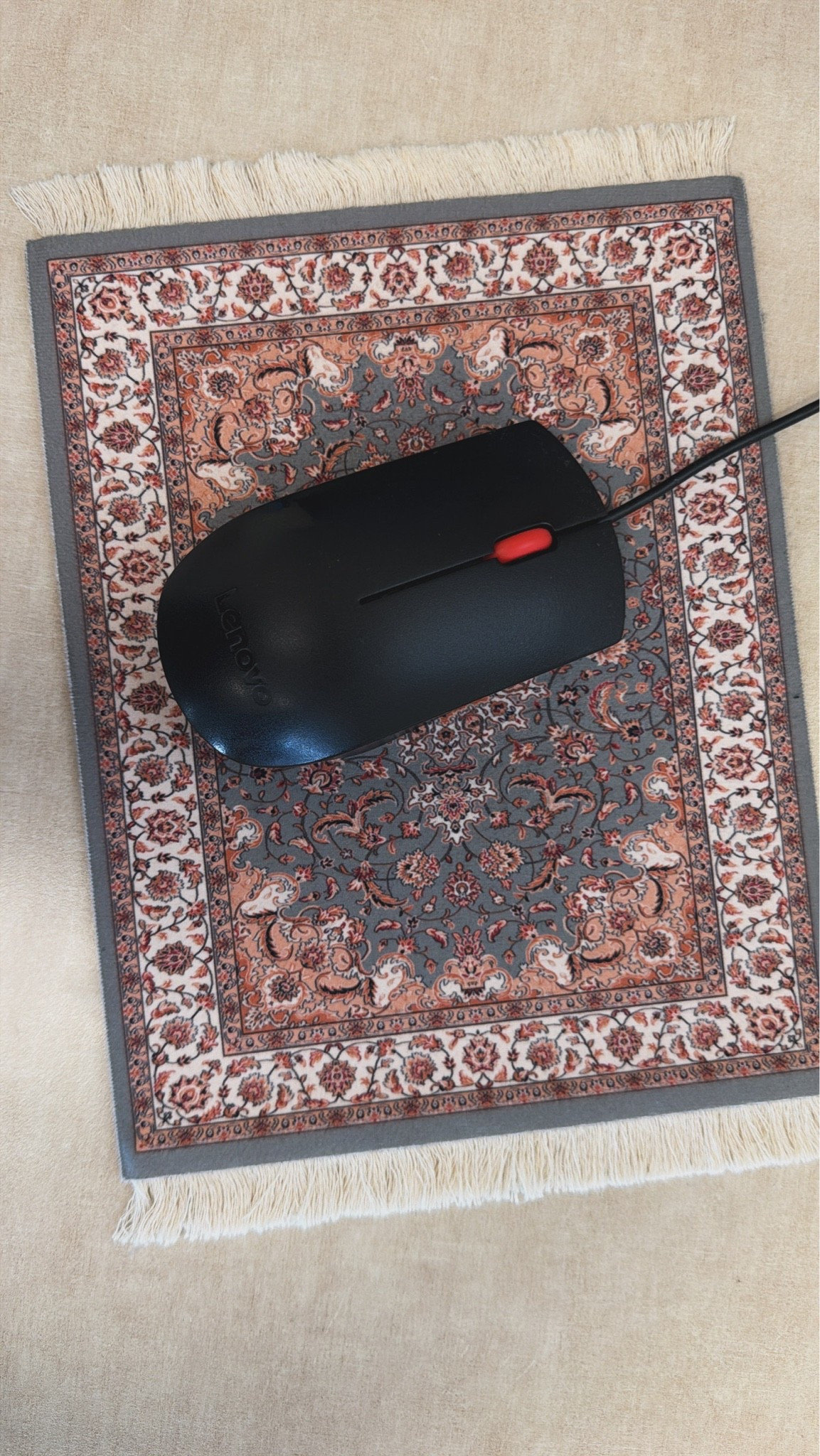 Cutest rug mousepad
Making work a little more aesthetic
