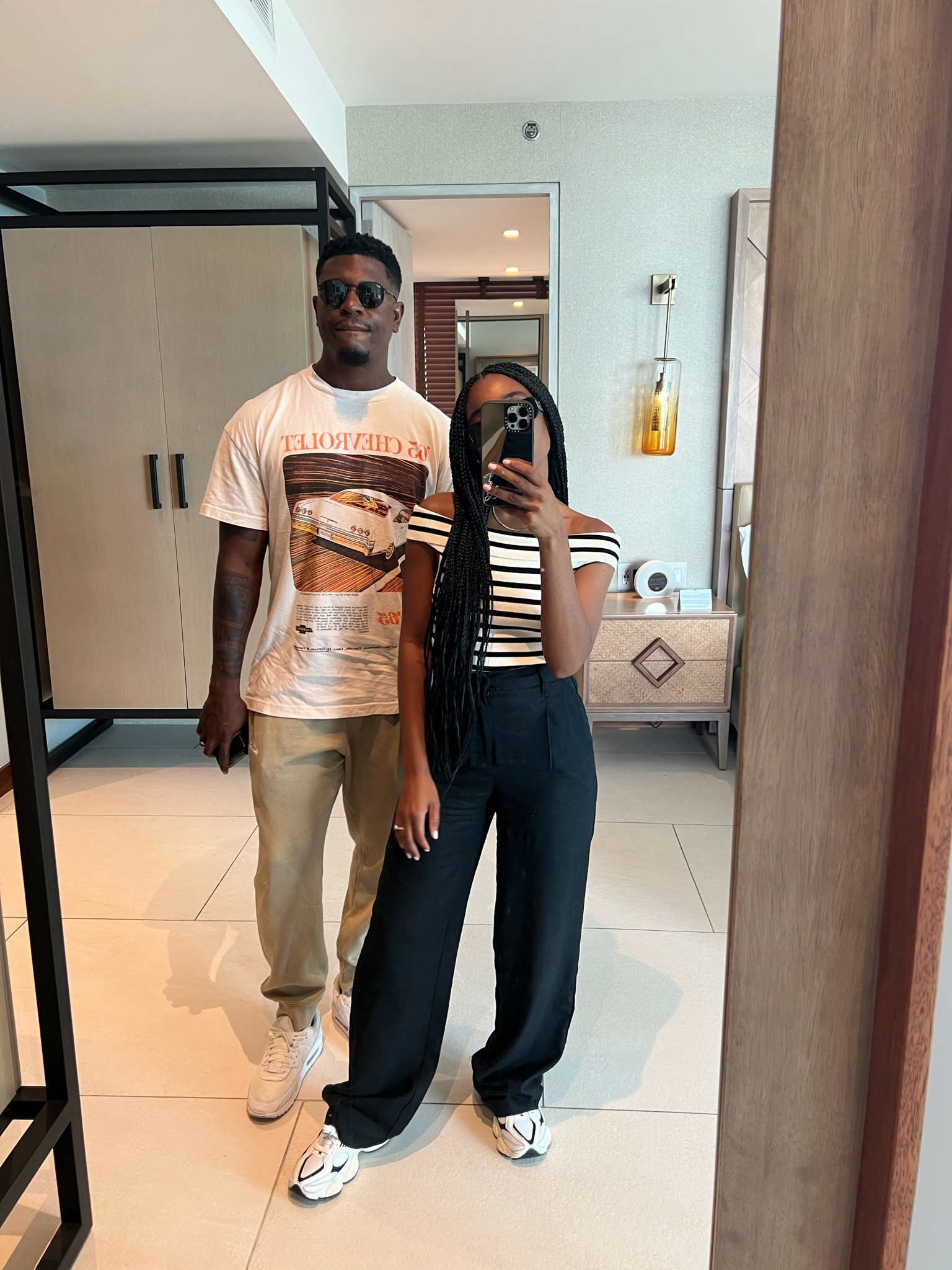 Abercrombie graphic tee, Nike tan joggers, all white  Nike Air max 