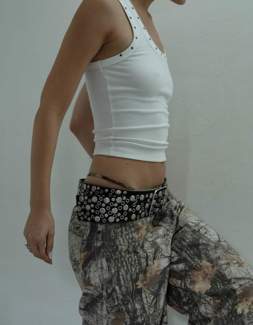 Sleeveless T-shirt with studs - T-shirts - Women | Bershka GB
