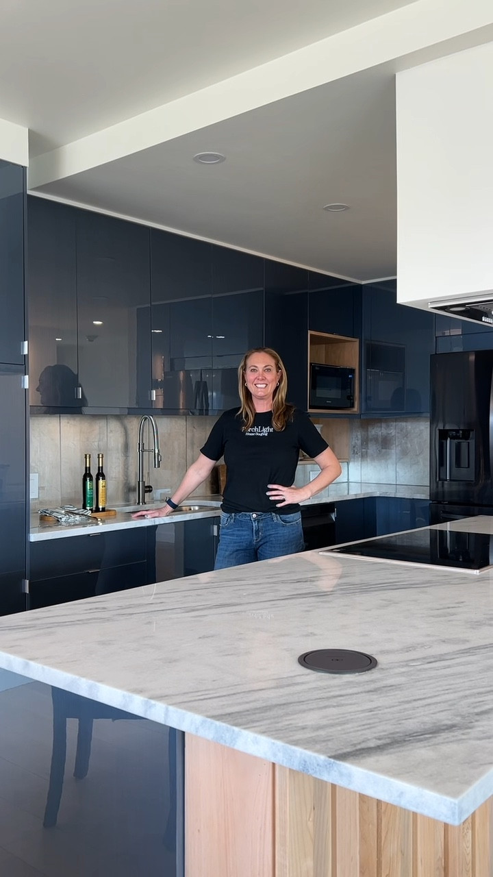 We love styling kitchens! This place only needed a few more natural/organic touches to highlight its modern, sleek aesthetic. We added a couple wood cutting boards, some beautiful cooking oils, a linen dish towel and a big bowl of lemons. It’s still very uncluttered and minimalistic, but the natural elements really make the hard, shiny surfaces sing. 🎤 

Sur la Table, Crate & Barrel, Williams Sonoma, Amazon, kitchen decor, home decor, kitchen styling, modern kitchen, blue kitchen, blue and white kitchen, cutting boards, fruit bowl, kitchen

#LTKhome #LTKstyletip #LTKVideo