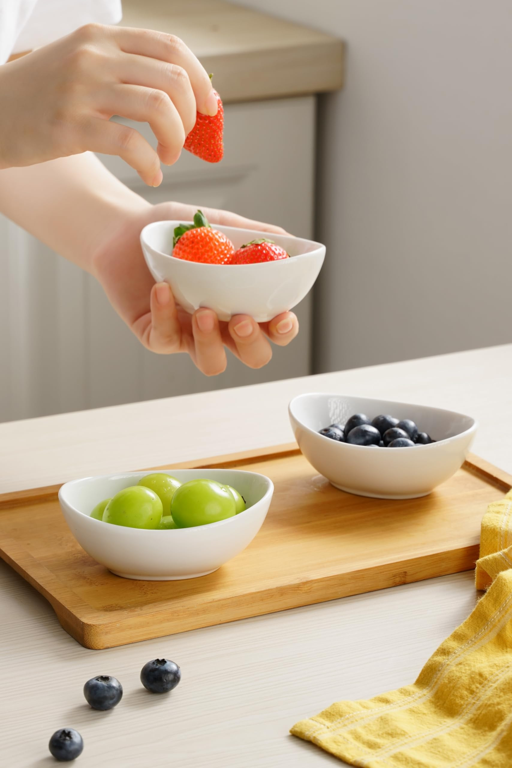 Dipping Bowls, 3 OZ Small Serving Bowls for Side Dishes,Set of 6 Mini Appetizer Plates for Condim... | Amazon (US)