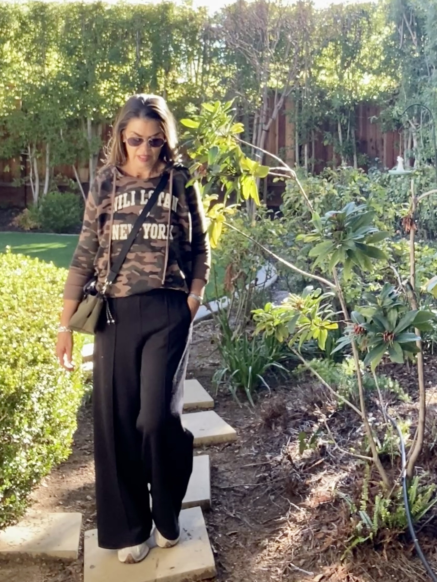 OOTD: Track Pants, my casual, slightly elevated alternative to joggers…

PS track pants are a great option for your fall/winter travel capsule🧳 

#LTKTravel #LTKActive #LTKootd
