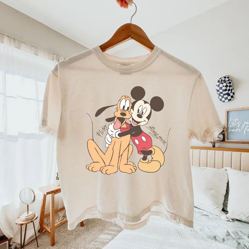 Comfort Colors® Retro Mickey and Friends Disney Boxy Shirt, Disneyland Family Trip Cropped T-shi... | Etsy (Global)