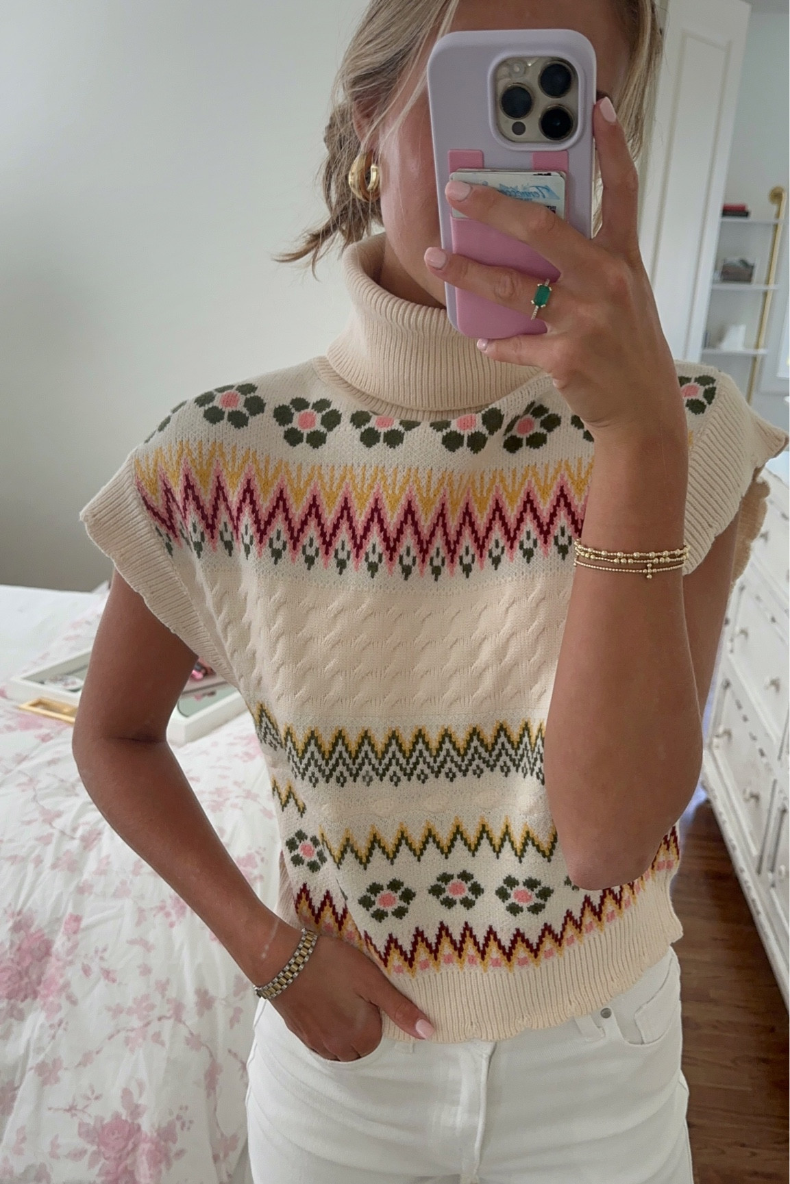The BEST fall sweater !!! Sooo Pinterest worthy 

Would be the perfect fall gift for a friend! 

#LTKGiftGuide #LTKHoliday #LTKparties