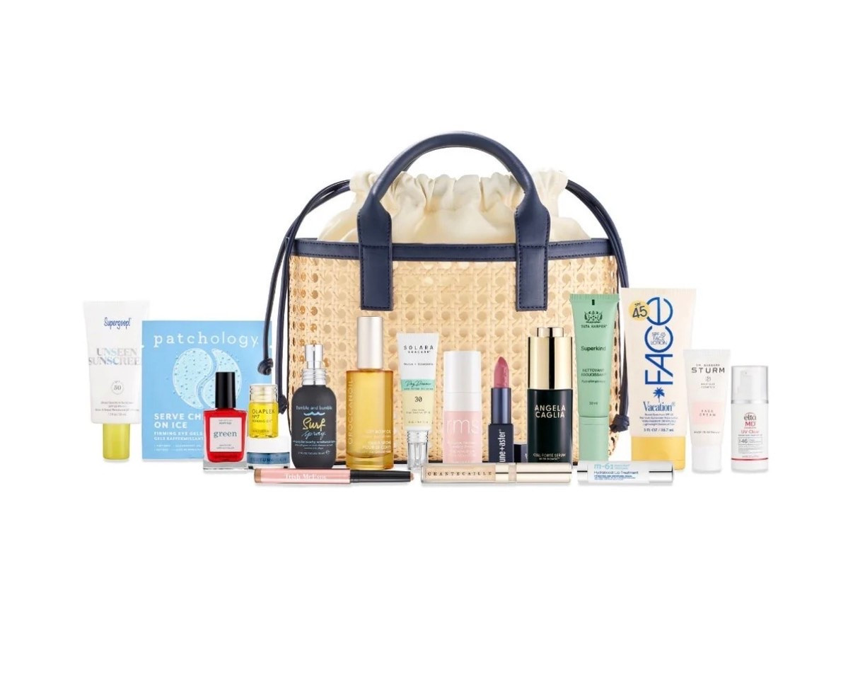 Incredible value of $803 for just $149! Includes 10 full size products and 8 travel size

#LTKSaleAlert #LTKBeauty #LTKSeasonal