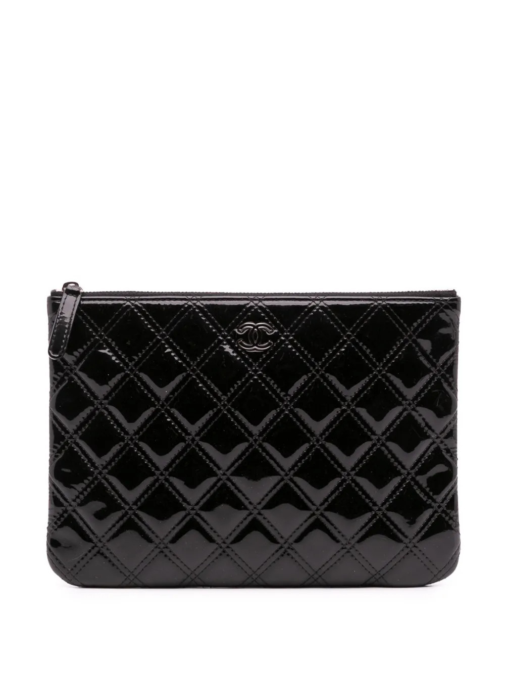 CHANEL Pre-Owned 2014-2015 Medium Quilted Patent O Case clutch bag - Black | Farfetch Global