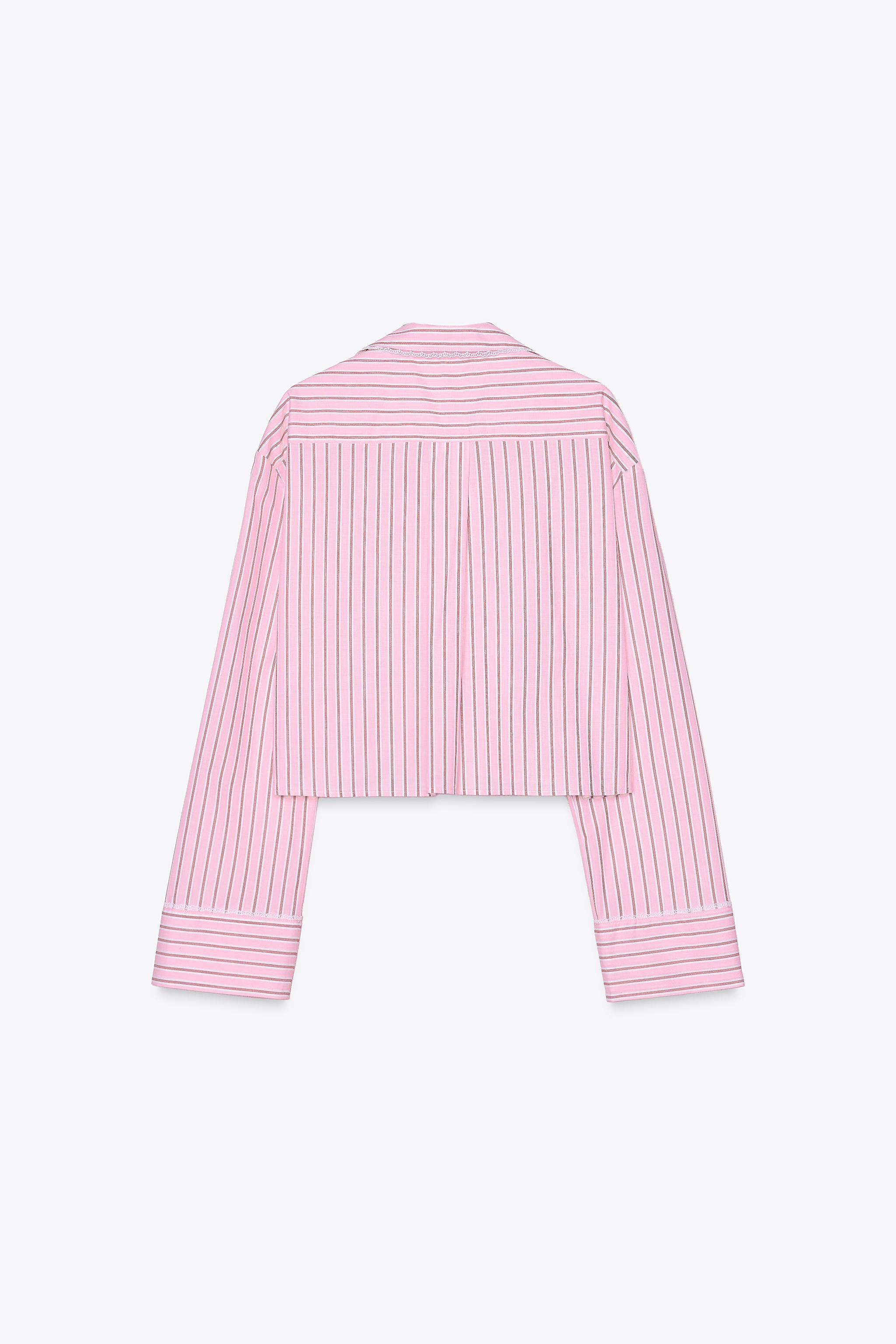 Cropped shirt with lapel collar and V-neck. Long sleeves. Contrasting lace trim detail. Chest pat... | Zara US