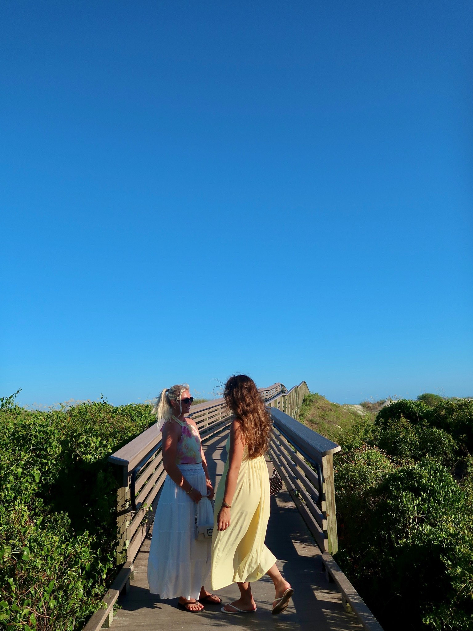 how lucky am i to have a best friend like you! | beach outfit dinner outfit ootd