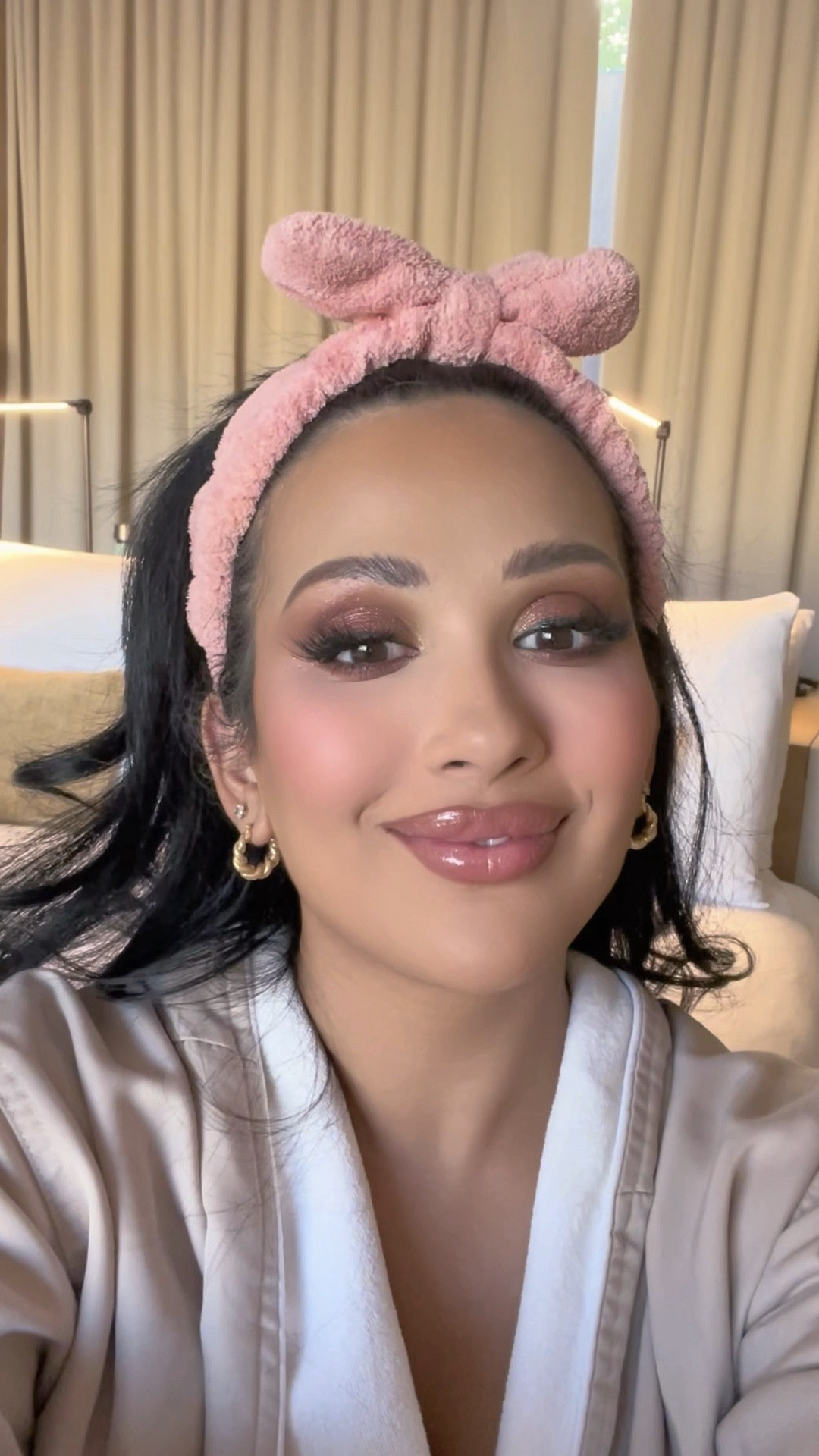 @lamer creme
@patmcgrathreal foundation
@hudabeautyshop concealer & hoodie lashes
@lauramercier honey translucent powder
@makeupbymario raspberry cream blush
@hourglasscosmetics sublime flush blush
@livetinted grounded huestick
@toofaced better than chocolate eyeshadow
@nyxcosmetics brown lip pencil
@fentybeauty gloss bomb heat
@makeupforever aqua xl eye pencil
@lancomeofficial monsieur big mascara
@lorealparis voluminous balm mascara in brown for lower lashes

#LTKbeauty #LTKGiftGuide #LTKstyletip