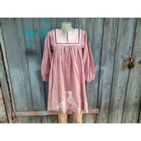 70S Vintage Pink Pleated Dress With Embroidered Birds. Rustic Dress. 100% Cotton. Size S-M | Etsy (US)
