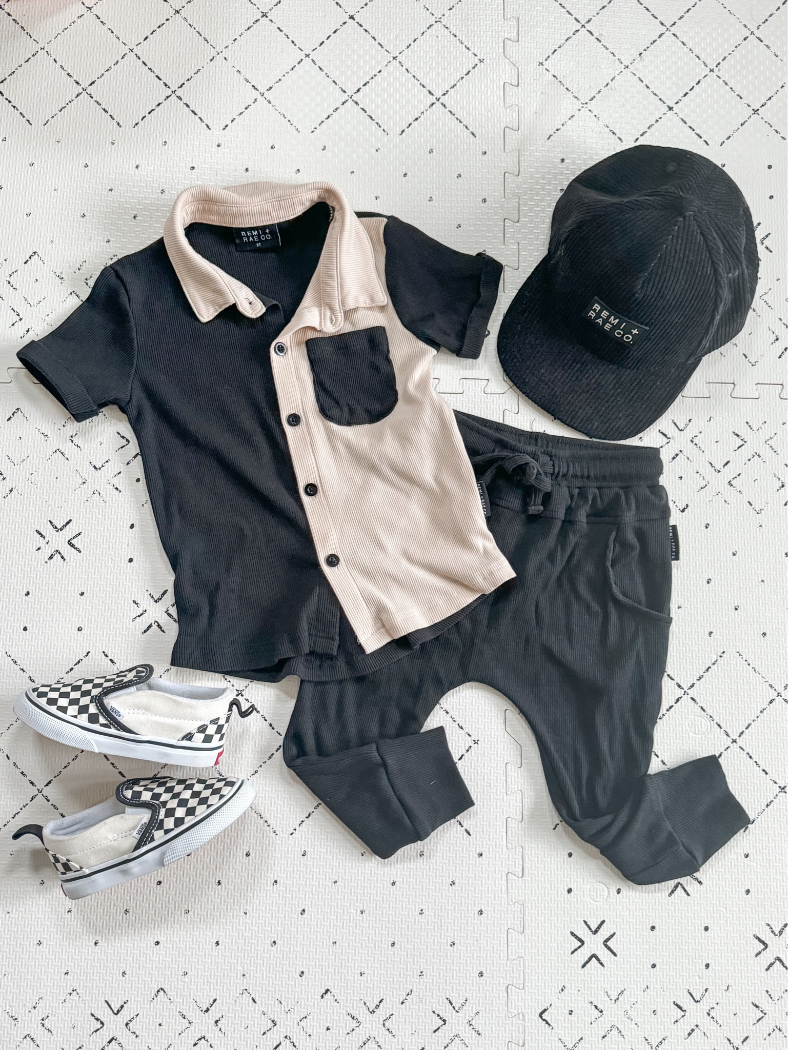 Toddler outfit of the day 

Use code REX to save 10% on this outfit 


#LTKfamily #LTKbaby #LTKkids