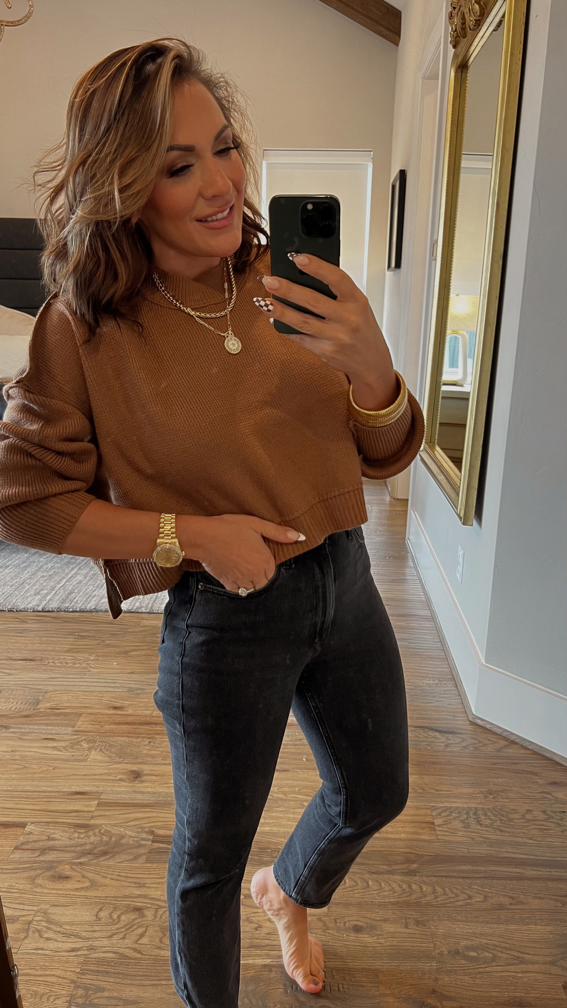 The perfect cropped sweater! 