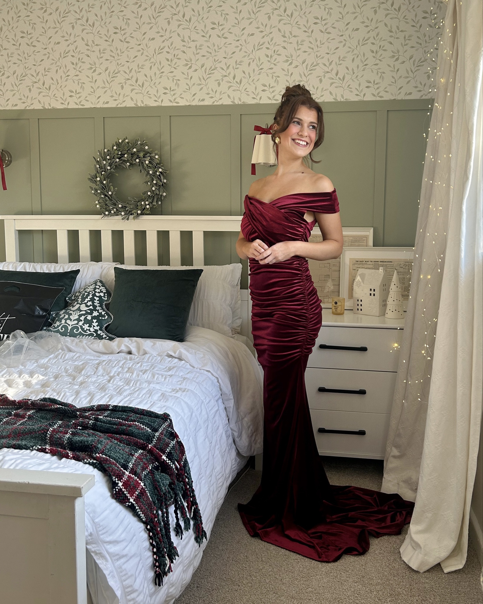 A gorgeous statement dress for Christmas ❤️ 

#LTKuk #LTKwinter