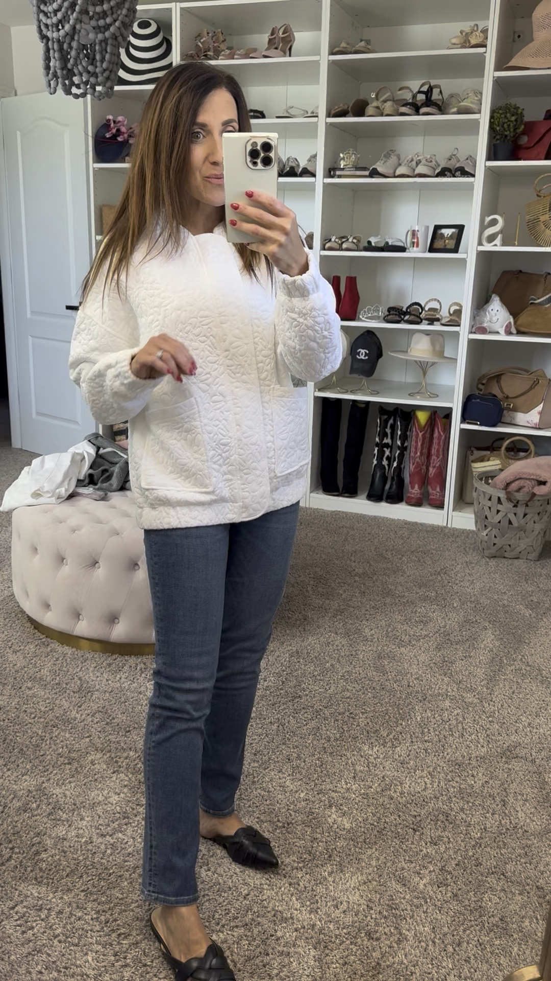 Perfect transition jacket.  Fits tts.  Wearing a small.   

#LTKSeasonal #LTKFitness #LTKActive