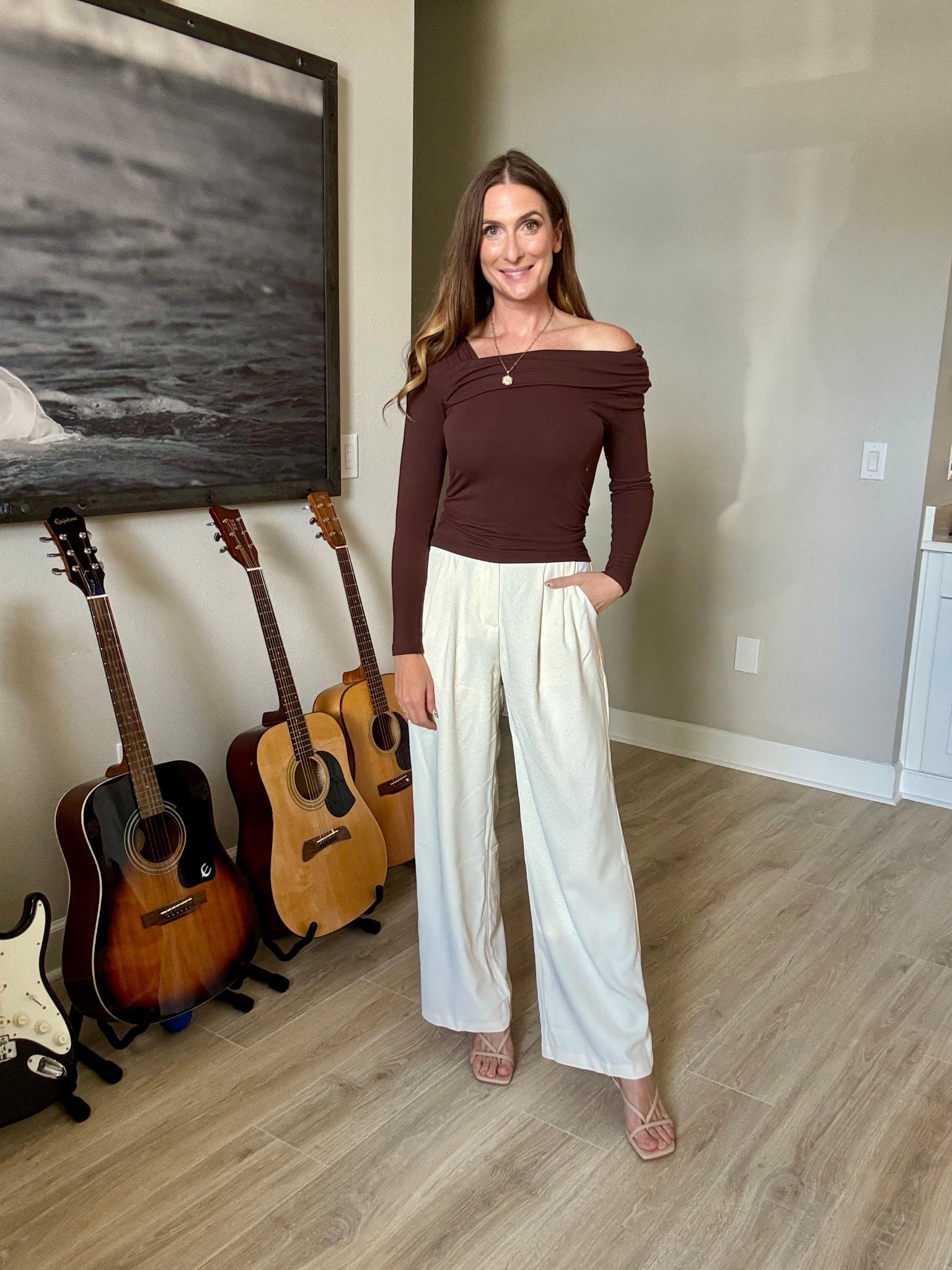 Thanksgiving outfits I am loving! #thanksgivingoutfits #falloutfits #outfitinspiration #amazon-fashion  