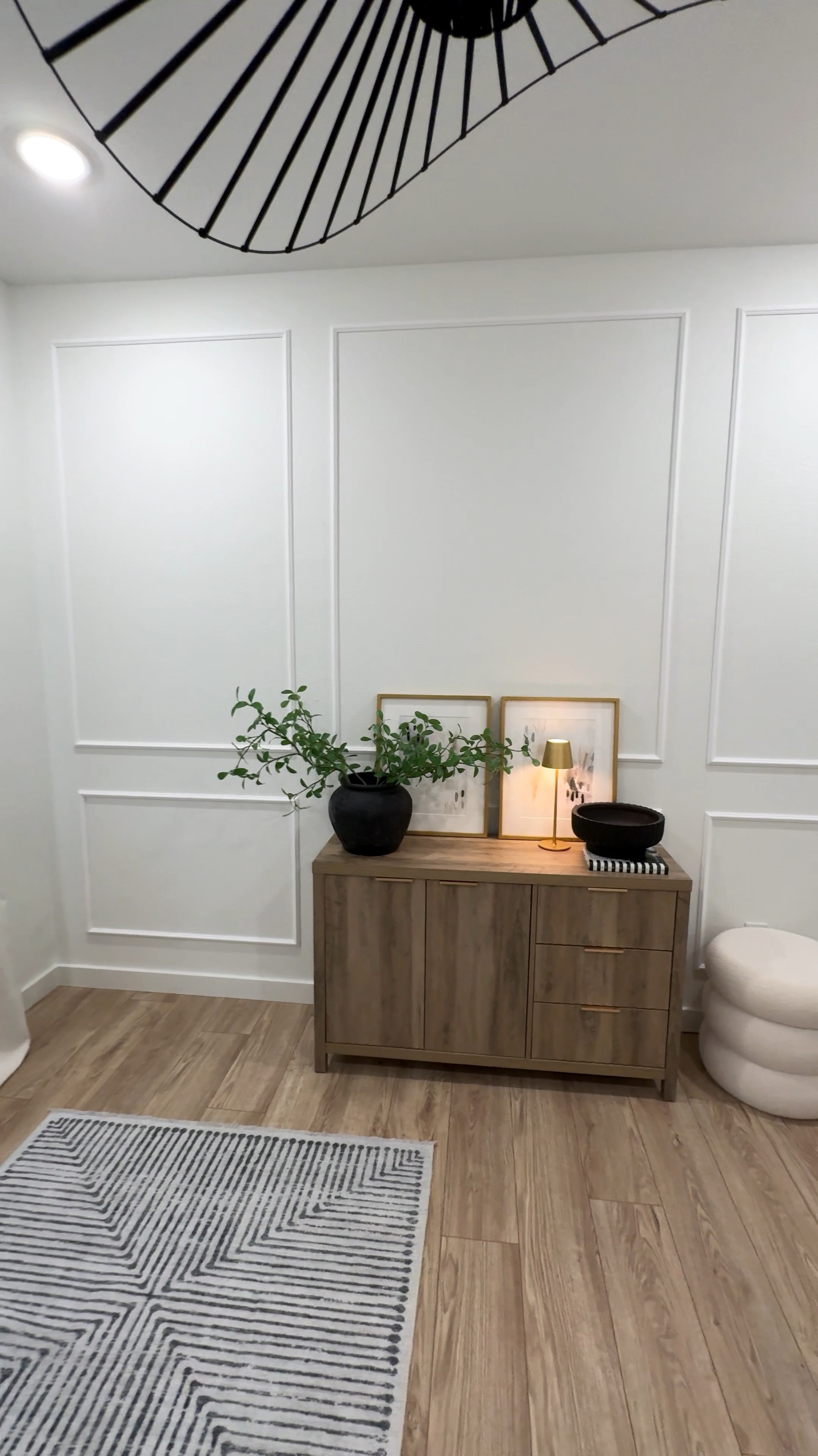 DIY wall molding, peel and stick, wainscoting, wall paneling 



TESTA40 for 40% off! 