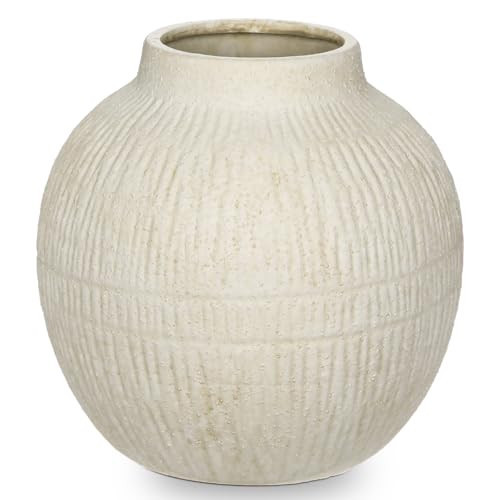 7" Short Round Clay Vase with Vertical Engravings Texture, Sand-Grain Tactile, Wide Ceramic Vase for Cafe Centerpiece Decor, Bohemian Style, Small & Beige White | Amazon (US)