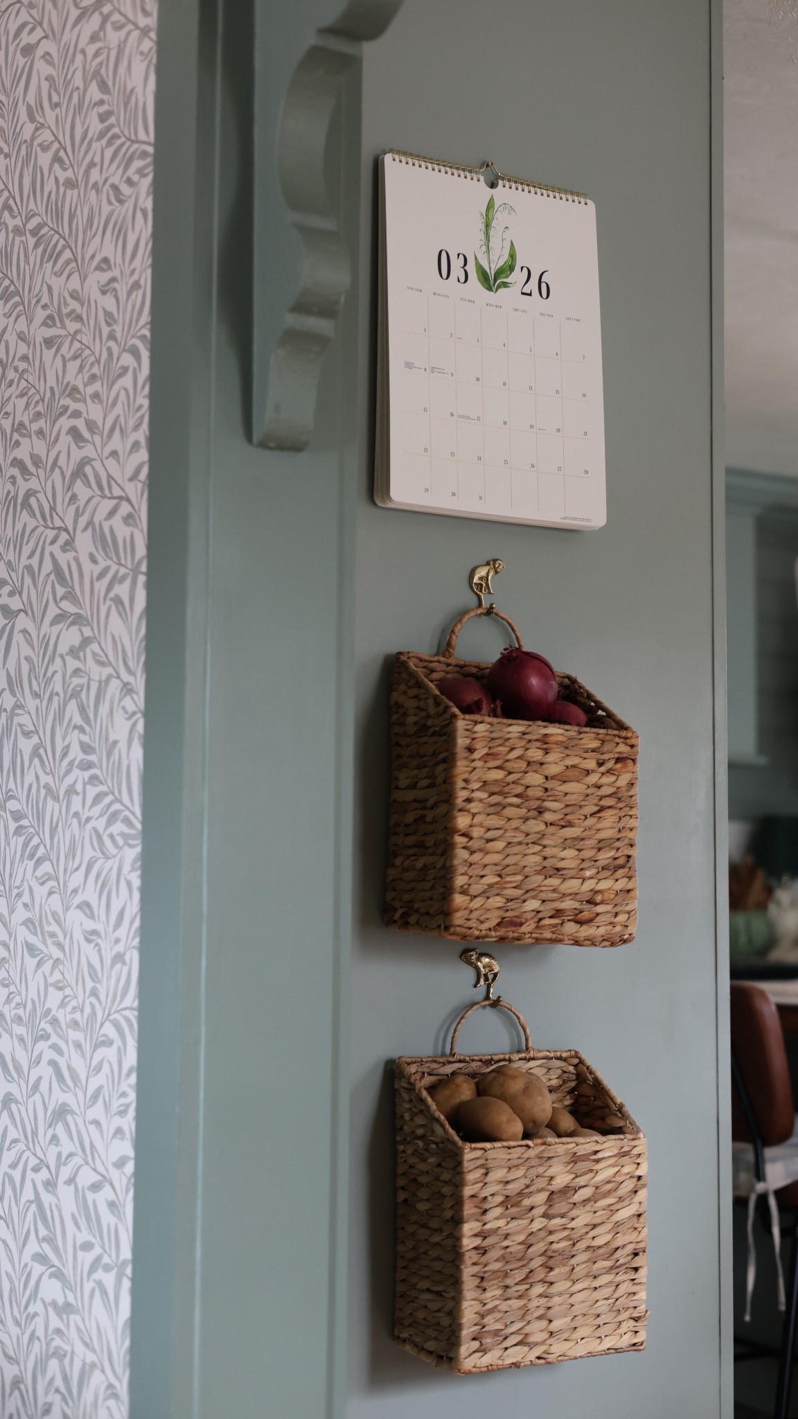 Wall hanging baskets 🧺

I couldn’t link the exact monkey hooks but added some other nice ones ! 

#LTKcanada #LTKsale #LTKhome