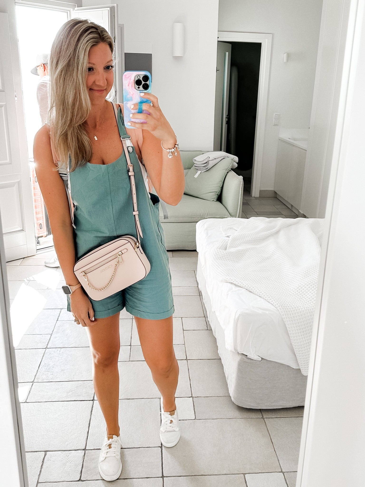 Travel day look✨

Amazon overalls linen overalls Europe looks Greece outfit ootd Michael Kors crossbody bag white sneakers fall sneaker

#LTKtravel #LTKunder50 #LTKshoecrush